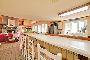 Kentucky Lake Home w/ Hot Tub & Boat Dock
