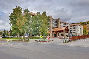 Crested Butte Studio w/ Hot Tub: Walk to Slopes!