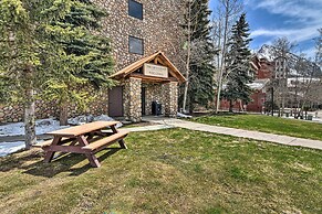 Crested Butte Studio w/ Hot Tub: Walk to Slopes!