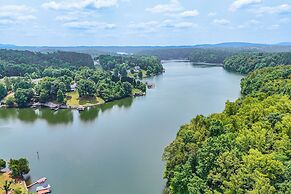 Smith Mountain Lake Cottage w/ Dock + Fire Pit!