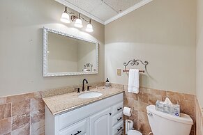 Smith Mountain Lake Cottage w/ Dock + Fire Pit!