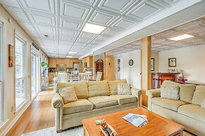 Smith Mountain Lake Cottage w/ Dock + Fire Pit!