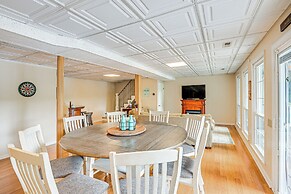 Smith Mountain Lake Cottage w/ Dock + Fire Pit!