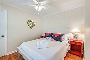 Smith Mountain Lake Cottage w/ Dock + Fire Pit!