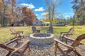 New Lisbon Home w/ Fire Pit & Ping-pong!