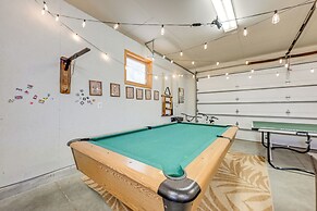 New Lisbon Home w/ Fire Pit & Ping-pong!