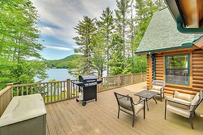 Lakefront Corinth Log Home: Private Dock, Fire Pit