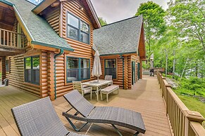 Lakefront Corinth Log Home: Private Dock, Fire Pit