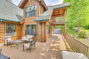 Lakefront Corinth Log Home: Private Dock, Fire Pit