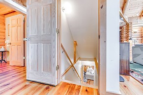 Lakefront Corinth Log Home: Private Dock, Fire Pit