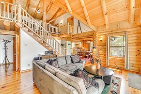 Lakefront Corinth Log Home: Private Dock, Fire Pit