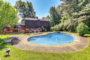 Spacious East Haddam Retreat w/ Private Pool!