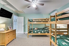 Near Hiking Trails & Ski Resorts: Killington Home!