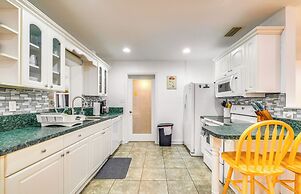 Ocala Retreat w/ Pool, Grill & Yard - Pets Welcome