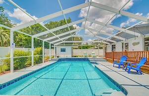 Ocala Retreat w/ Pool, Grill & Yard - Pets Welcome