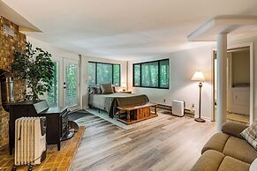 'the Round House' - Treetop North Carolina Cabin!