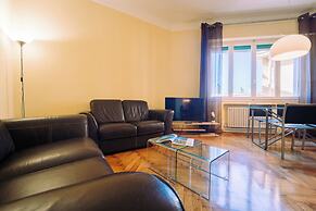 Elegant Apartment in the Center