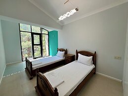 Comuna Sevan beach Glampings