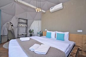 Comuna Sevan beach Glampings