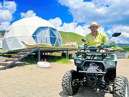 Comuna Sevan beach Glampings