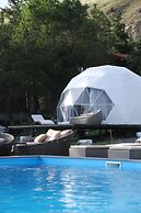 Comuna Sevan beach Glampings