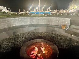 Comuna Sevan beach Glampings