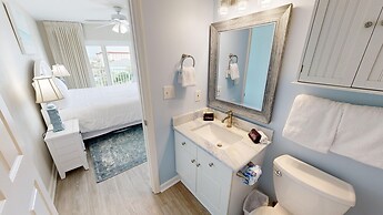 Seacrest 515b 2 Bedroom Condo by RedAwning