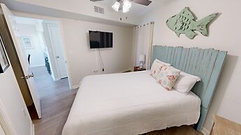 Seacrest 515b 2 Bedroom Condo by RedAwning