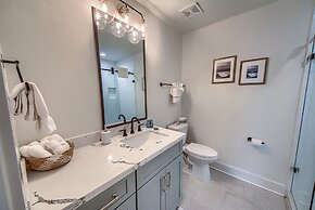 Cl 874 Million Dollar View 5 Bedroom Home by RedAwning