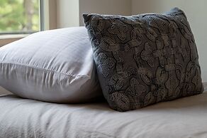 Park Cabin 3 Bedroom Cabin by RedAwning