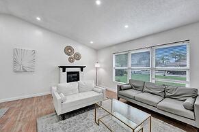 Villa Royale 4 Br Home W/ Pool And Hot Tub 4 Bedroom Villa by RedAwnin