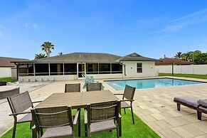 Villa Royale 4 Br Home W/ Pool And Hot Tub 4 Bedroom Villa by RedAwnin