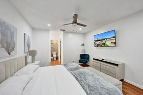 Villa Royale 4 Br Home W/ Pool And Hot Tub 4 Bedroom Villa by RedAwnin