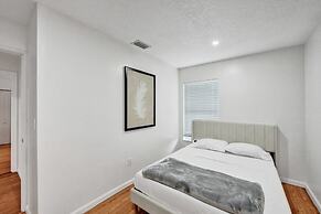 Villa Royale 4 Br Home W/ Pool And Hot Tub 4 Bedroom Villa by RedAwnin