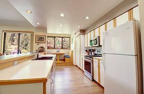 195 Summerwood 3 Bedroom Home by RedAwning