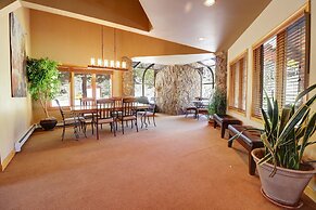 195 Summerwood 3 Bedroom Home by RedAwning