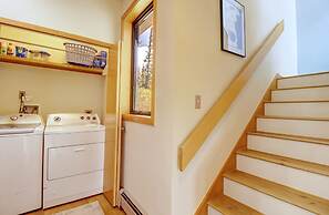 195 Summerwood 3 Bedroom Home by RedAwning