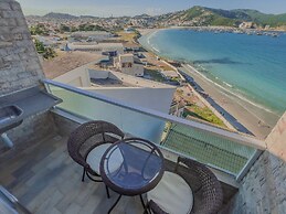 Luxo e Praia Exclusiva para Casal