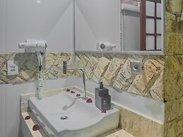 Luxo e Praia Exclusiva para Casal