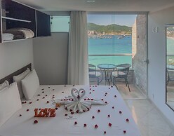 Luxo e Praia Exclusiva para Casal