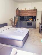 Luxury ApartHotel Golem