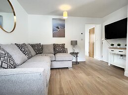 The Retreat on Morrab Sleeps 6 Balcony Parking