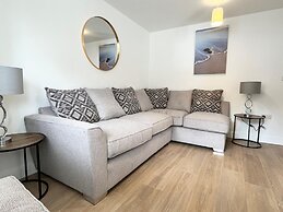 The Retreat on Morrab Sleeps 6 Balcony Parking