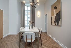 L'Horloge - Appart'Hotel near Disneyland