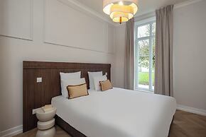 L'Horloge - Appart'Hotel near Disneyland