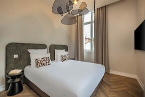 L'Horloge - Appart'Hotel near Disneyland