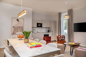 L'Horloge - Appart'Hotel near Disneyland