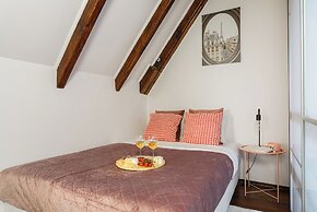 Lumina 2-level charming apart