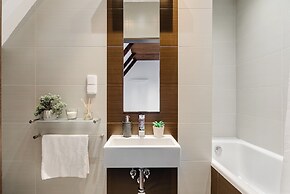 Lumina 2-level charming apart