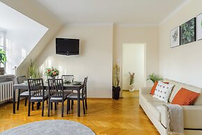 Lumina 2-level charming apart